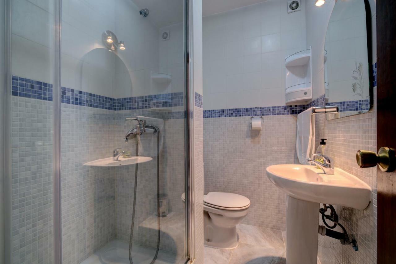 Victoria Apartment Estepona Luaran gambar